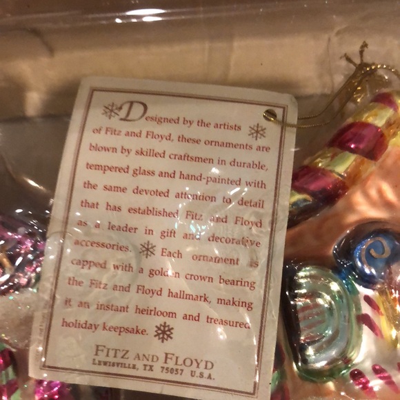 Fitz and Floyd Candylane train glass Christmas ornaments (engine/car/caboose). - Picture 6 of 6